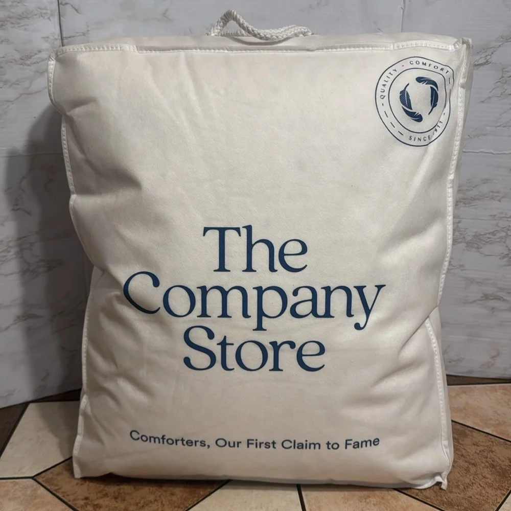 The company store Legends Luxury Luxe Royal Down Medium Warmth Comforter‎ Queen